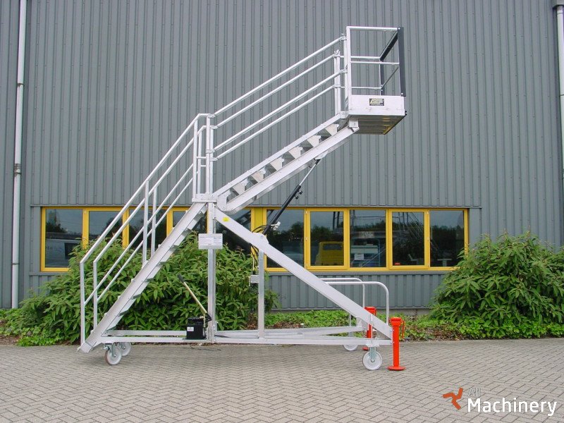 CUSTERS Aviation scaffolds Aviation scaffolds #2985