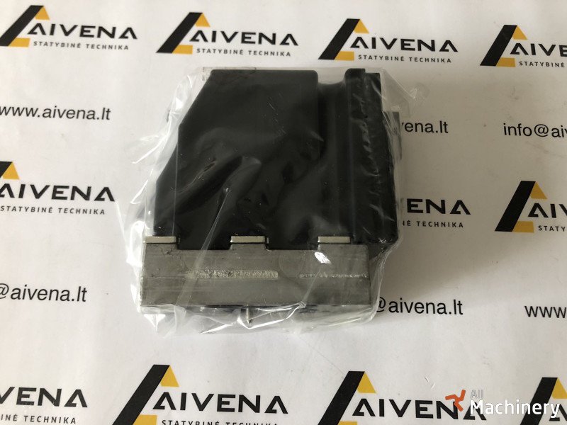 GENIE Danfoss 157B4734  Working platform engines and parts (2020 year) #3040