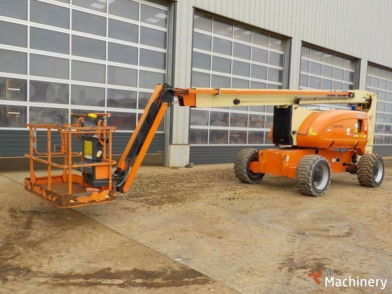 JLG 800AJ Articulated boom lifts (2012 year) #3055