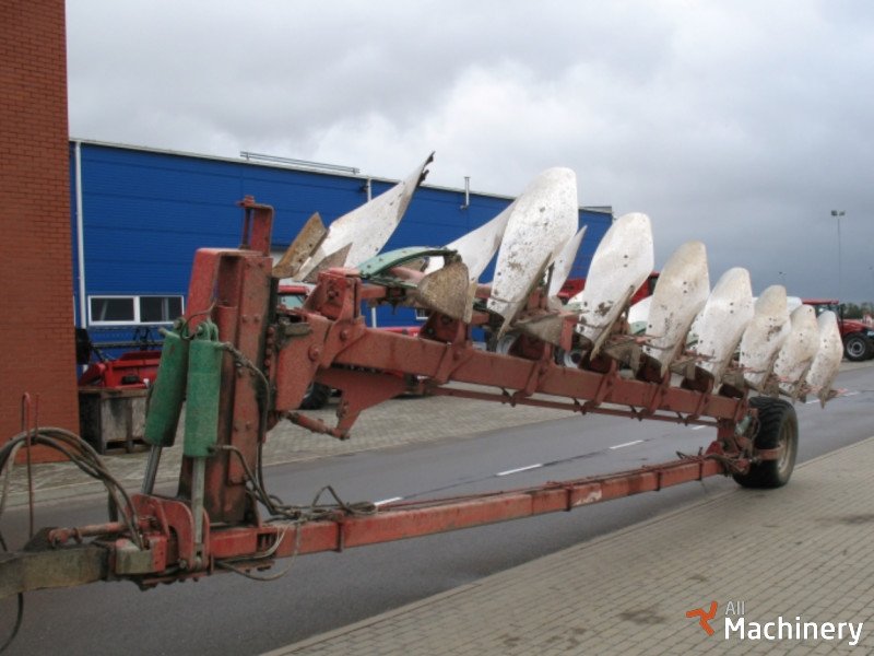 KVERNELAND PB-100-7 Ploughs #307