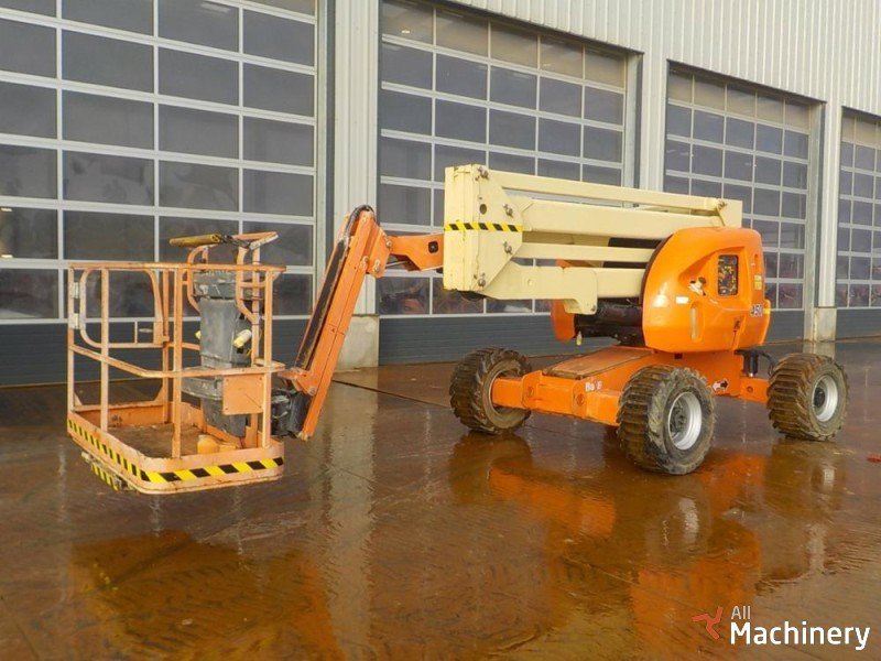 JLG 450 AJ Articulated boom lifts (2015 year) #3448