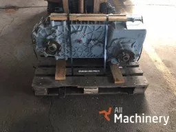 LIEBHERR LTM Crane transmission and steering parts (2010 year) #356