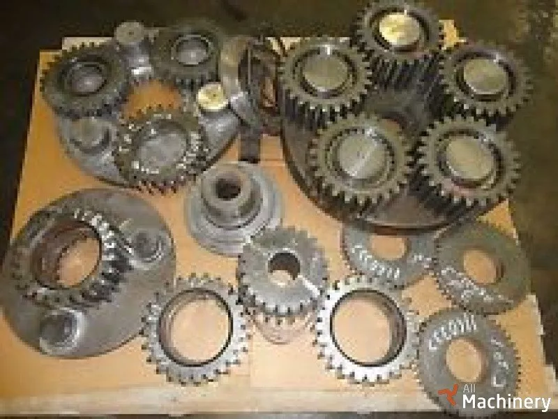 CATERPILLAR  5130 Excavator undercarriage spare parts (2008 year) #391