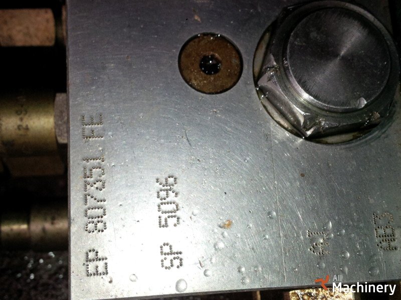 HAULOTTE hydraulic block Working platform hydraulic parts (2000 year) #421