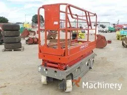 HAULOTTE keltuvų nuoma Scissor lifts for rent (2006 year) #423