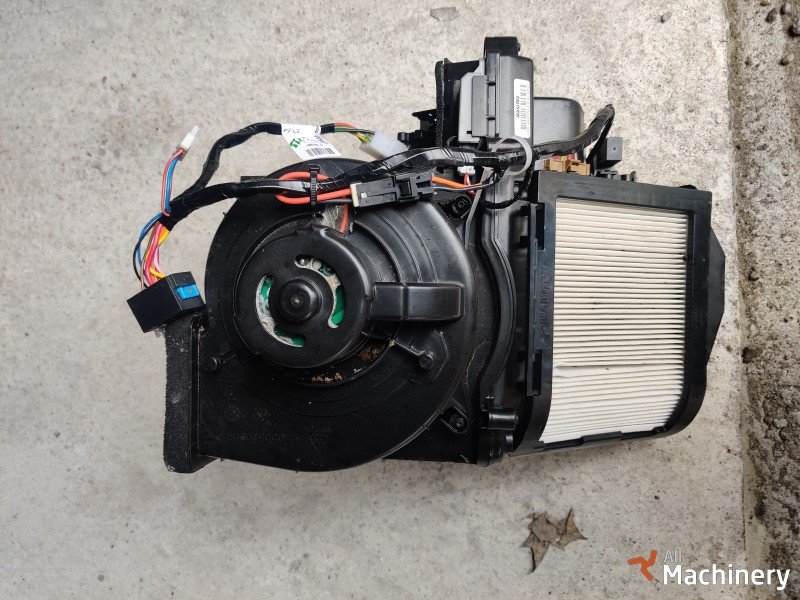 MANITOU 1001970392 blower motor Loader cabins and body parts #4365
