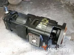 MANITOU Hydraulic Pump 7049522009 Loader hydraulics (2010 year) #459