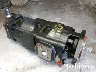 MANITOU Hydraulic Pump 7049522009 Loader hydraulics #459