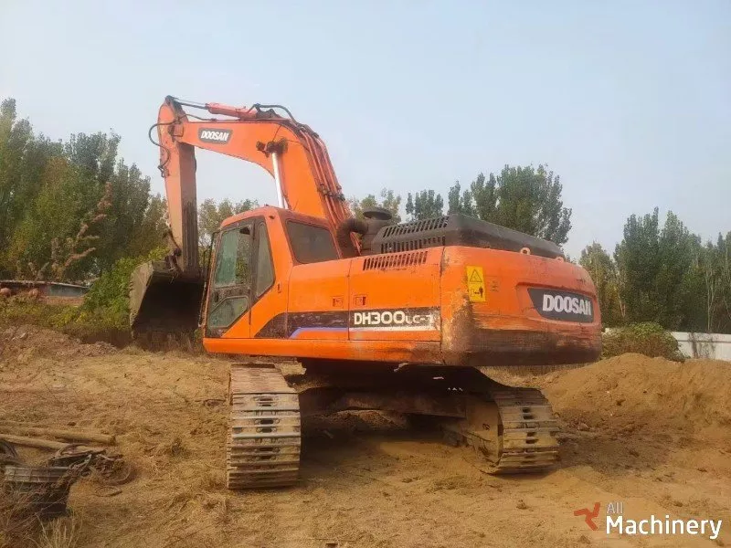 DOOSAN DOOSAN Tracked excavators (2011 year) #5029