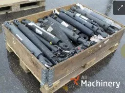 CLAAS Dvipusio veikimo cilindras Tractor hydraulics (2023 year) #5150