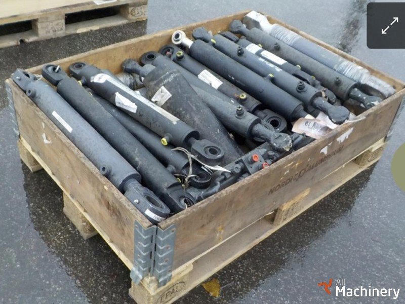 BOMAG Double acting hydraulic cylinder Bulldozer & pipeline hydraulics #5151