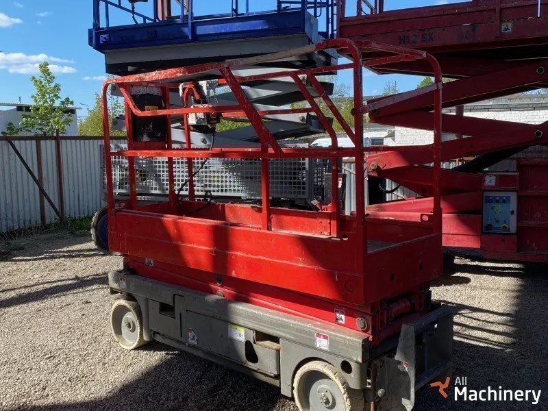HAULOTTE Compact 8 Scissor lifts (2007 year) #5329