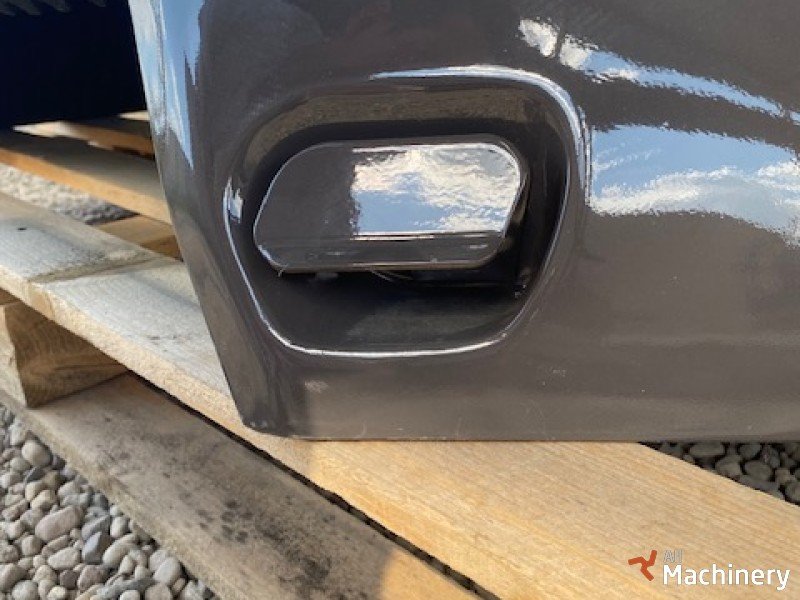 MANITOU 828137 Cabin & body parts #5583