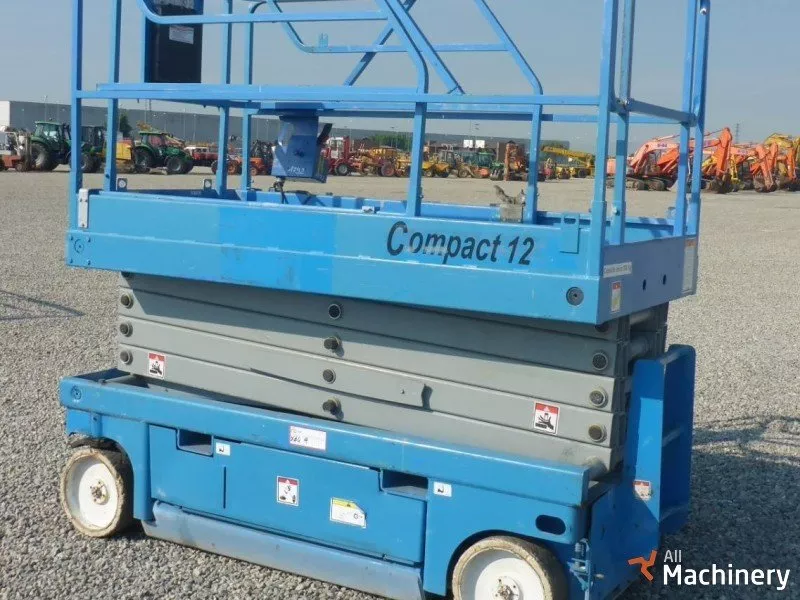HAULOTTE Compact 12 Scissor lifts (2001 year) #563
