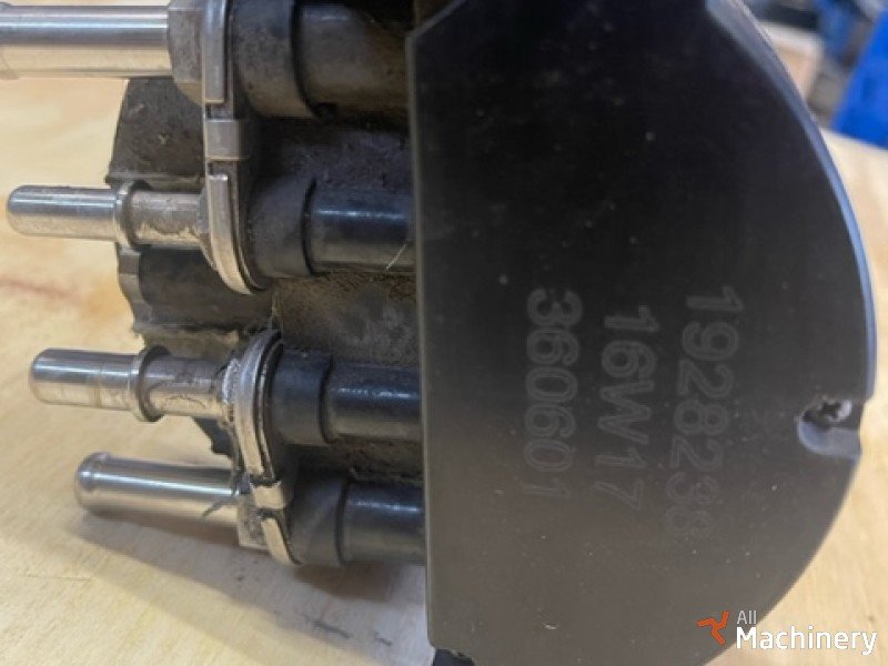 DAF 1928238 Electric spare parts for trucks #5941