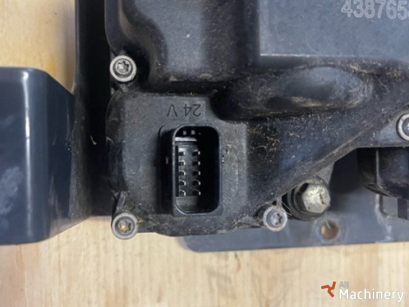 DAF  A052U285 Electric spare parts for trucks #5942