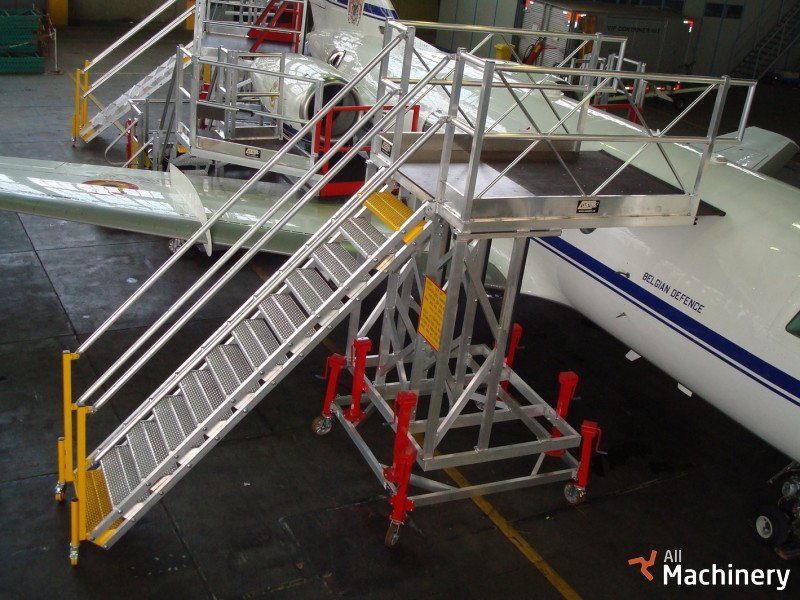 CUSTERS Custers Aviation scaffolds #612