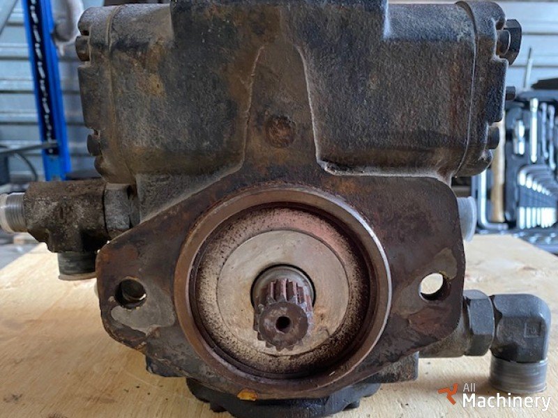 JLG 450AJ Hydraulic Pump Working platform hydraulic parts (2005 year) #6397