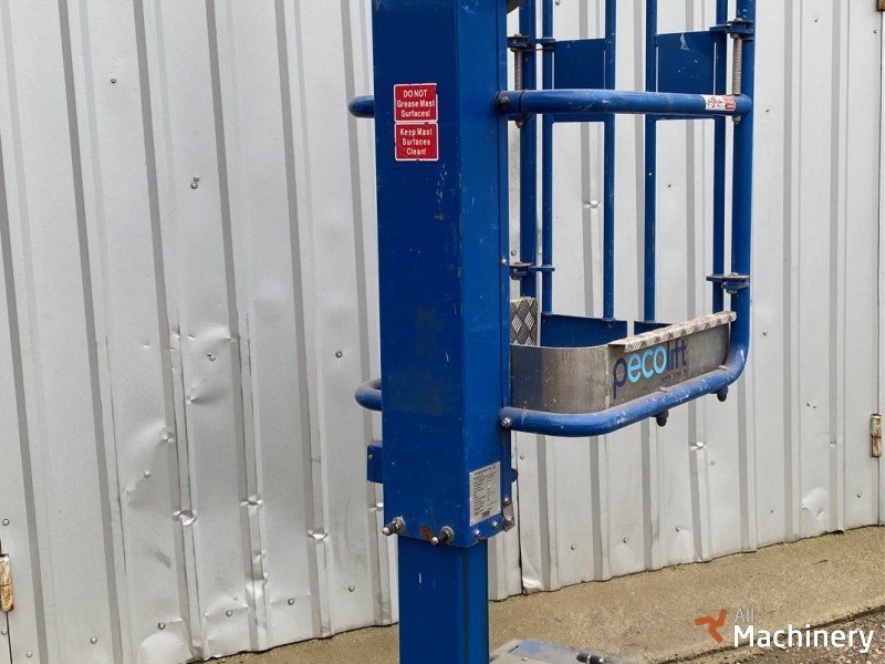 JLG Pecolift Vertical mast lifts #6411