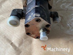 JLG 450AJ Hydraulic pump Working platform hydraulic parts (2005 year) #6423