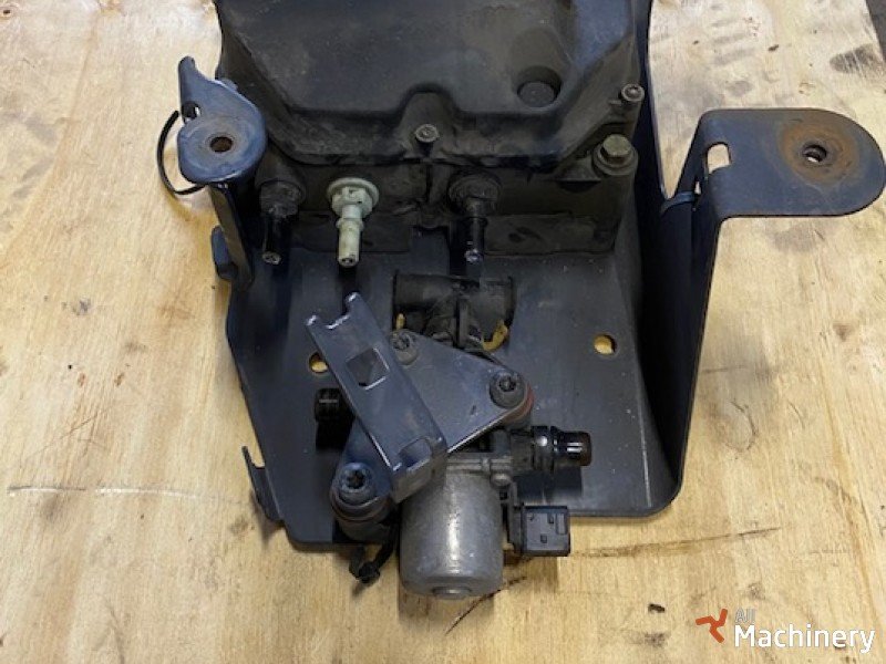 DAF XF106 AdBlue Pump Electric spare parts for trucks (2016 year) #6424