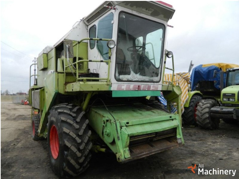 CLAAS DOMINATOR 106 Combine harvesters #644