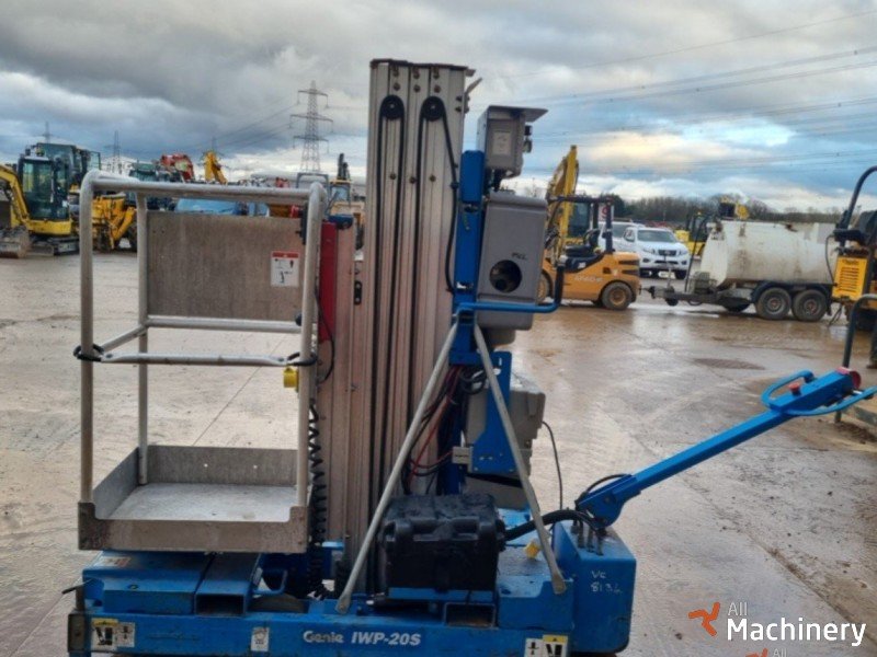 GENIE IWP-20S Vertical mast lifts #6513