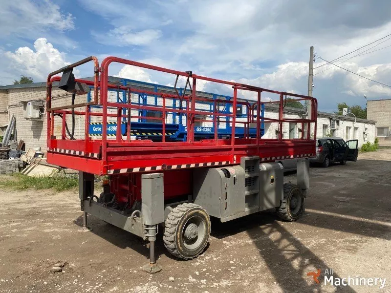 HAULOTTE H12SXL Scissor lifts (2008 year) #6596