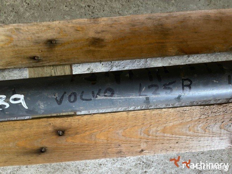 VOLVO L25B Propeller Shaft Loader transmission & steering parts #6722