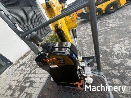GUNTER GROSSMANN JAPAN 1000J Mini excavators 1-7 t. #7194