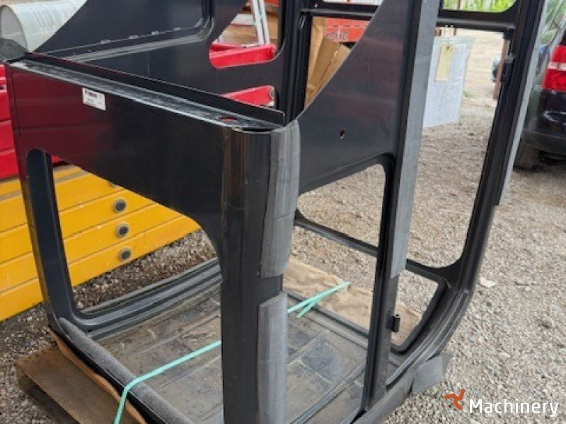 BOBCAT Cabin 7222242 Cabin and body spare parts #7579