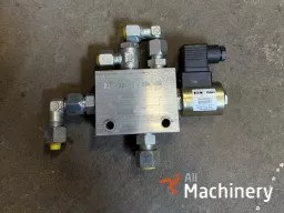 YANMAR Vickers 300AA00082A Hydraulics (2025 year) #7626