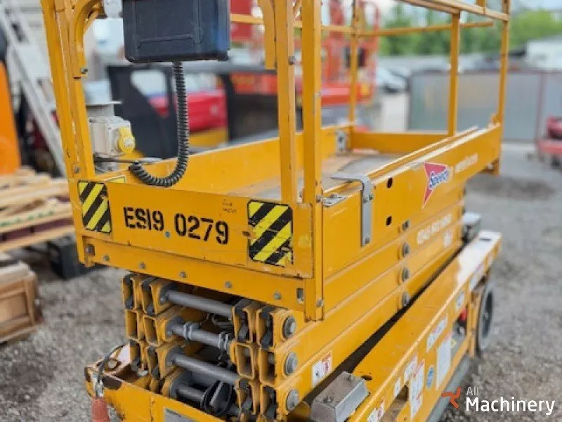 HAULOTTE Optimum 8 AC Scissor lifts (2018 year) #7729