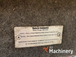 BOBCAT 7222242 Cabin and body spare parts #7744