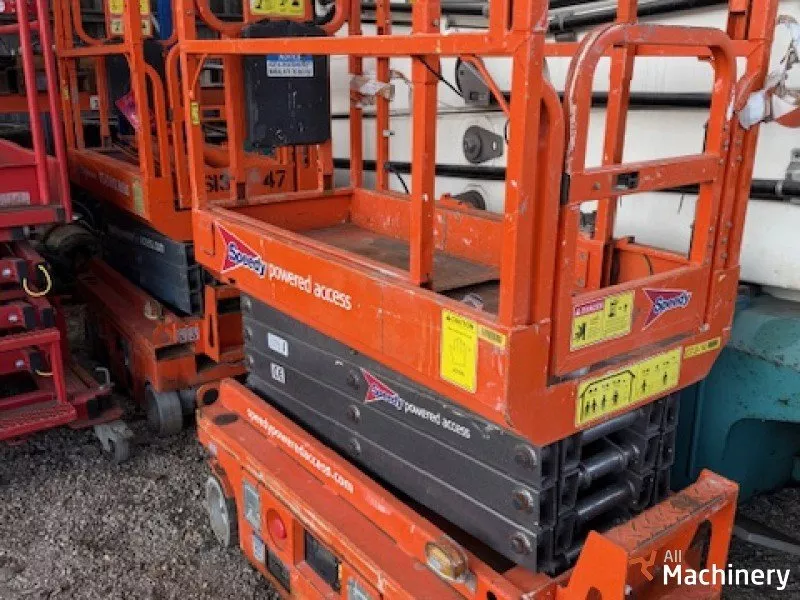 DINGLI Žirklinis keltuvas pardavimui Scissor lifts (2017 year) #7914