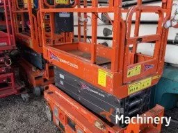 DINGLI Žirklinis keltuvas pardavimui Scissor lifts (2017 year) #7914