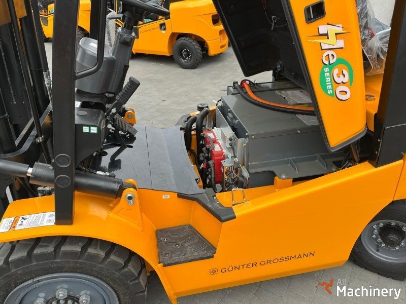 GUNTER GROSSMANN HE30 4.8M Forklifts #7993