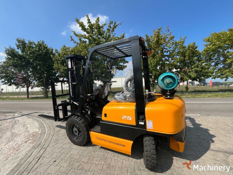 GUNTER GROSSMANN 2.5T 3M LPG Forklifts #8015