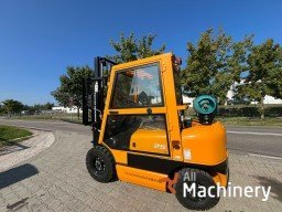 GUNTER GROSSMANN 2.5T 3M LPG CAB Forklifts #8025