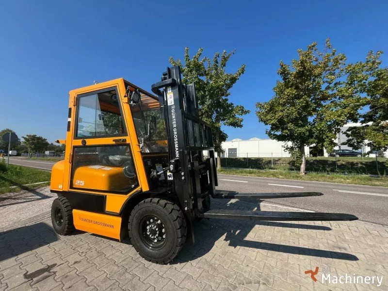 GUNTER GROSSMANN 2.5T 3M LPG CAB Forklifts (2025 year) #8025