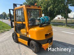 GUNTER GROSSMANN 3T 3M LPG CAB Forklifts #8030