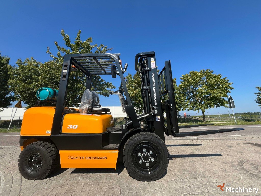GUNTER GROSSMANN 3T 4.5M LPG Šakiniai krautuvai #8038
