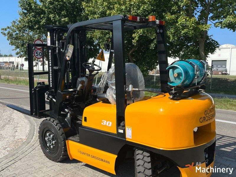 GUNTER GROSSMANN 3T 4.5M LPG Forklifts #8038