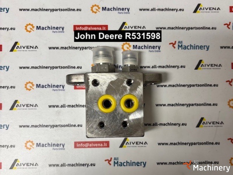 JOHN DEERE R531598 Tractor hydraulics #8042