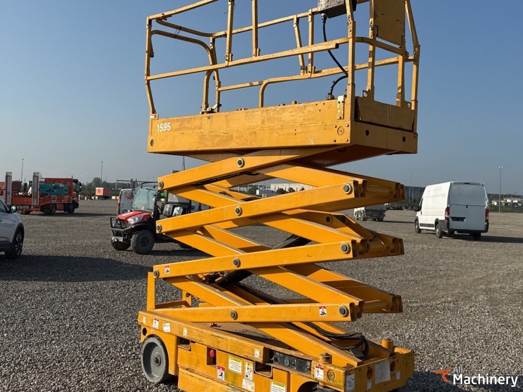 HAULOTTE Compact 10N scissor lift Žirkliniai keltuvai #8057