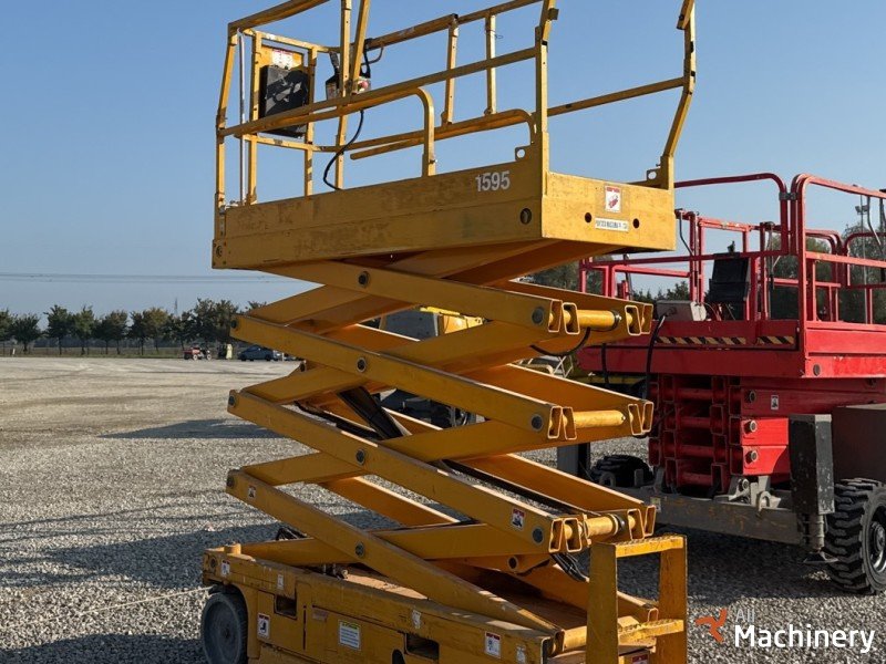 HAULOTTE Compact 10N scissor lift Scissor lifts #8057