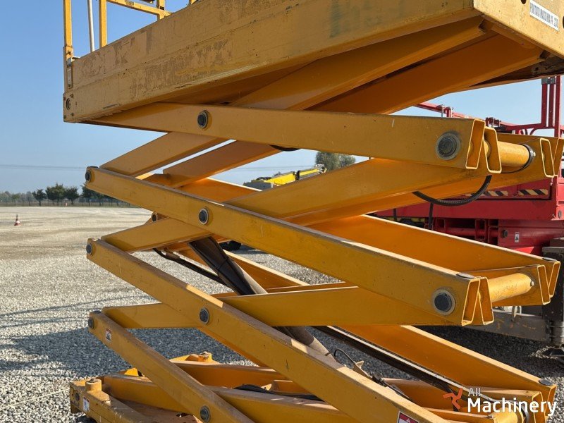 HAULOTTE Compact 10N scissor lift Scissor lifts #8057