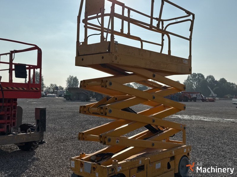 HAULOTTE Compact 10N scissor lift Scissor lifts #8057