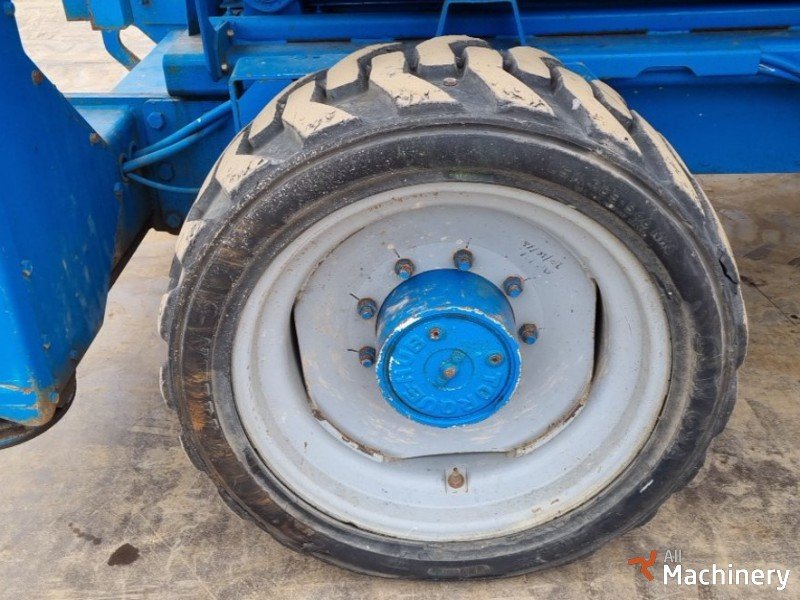 GENIE 4390 Scissor lifts #8138