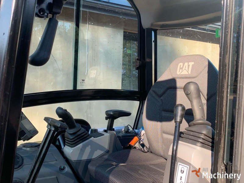 CATERPILLAR 302.7 D Mini excavators 1-7 t. #8152